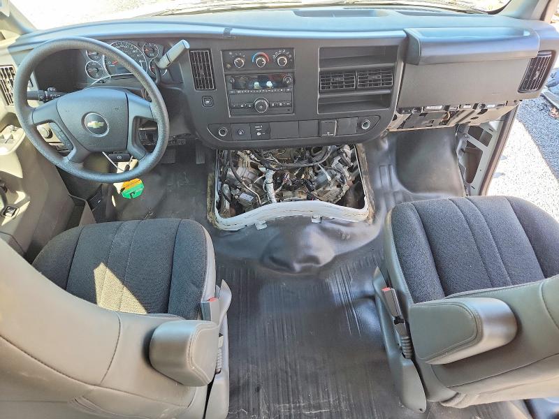 57586796 :رقم المزاد ، 1GCWGAFP9R1210474 vin ، 2024 Chevrolet Express G2500 مزاد بيع