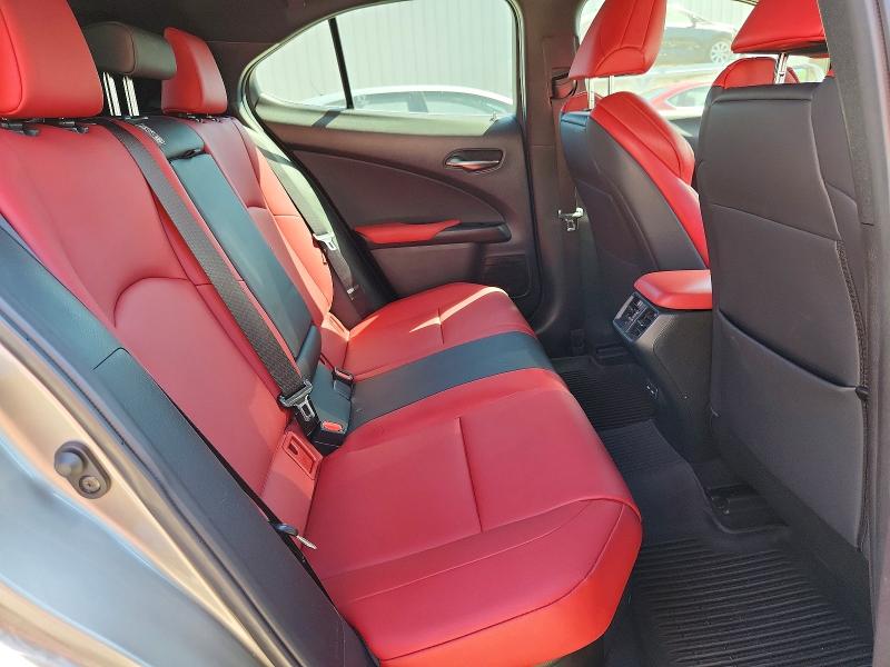 55146086 :رقم المزاد ، JTHR9JBH8N2057546 vin ، 2022 Lexus Ux 250h مزاد بيع