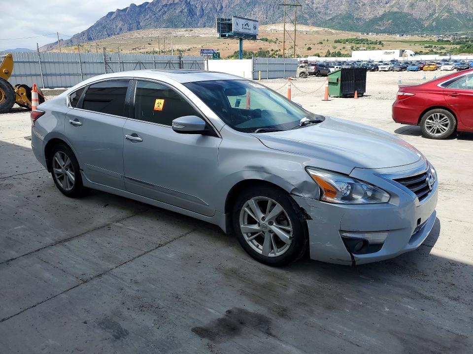 55929786 :رقم المزاد ، 1N4AL3AP7FN864733 vin ، 2015 Nissan Altima مزاد بيع