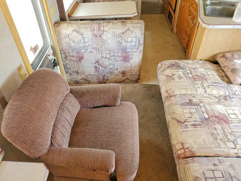 1999 Other Rv Recreational Vehicle (rv) მანქანა იყიდება აუქციონზე, vin: 3FCNF53S5XJA18193, აუქციონის ნომერი: 57695156