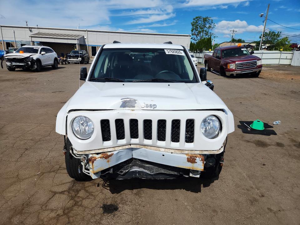 57920826 :رقم المزاد ، 1J4NF1GB2BD266269 vin ، 2011 Jeep Patriot مزاد بيع