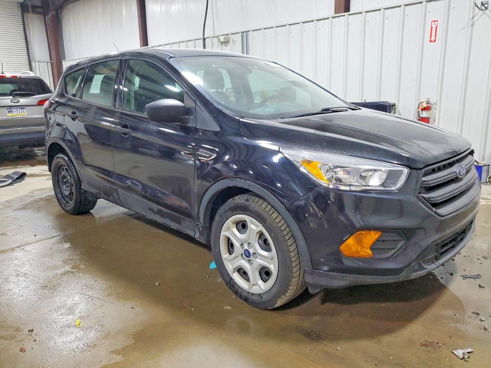2017 Ford Escape მანქანა იყიდება აუქციონზე, vin: 1FMCU0F77HUA78202, აუქციონის ნომერი: 55743606