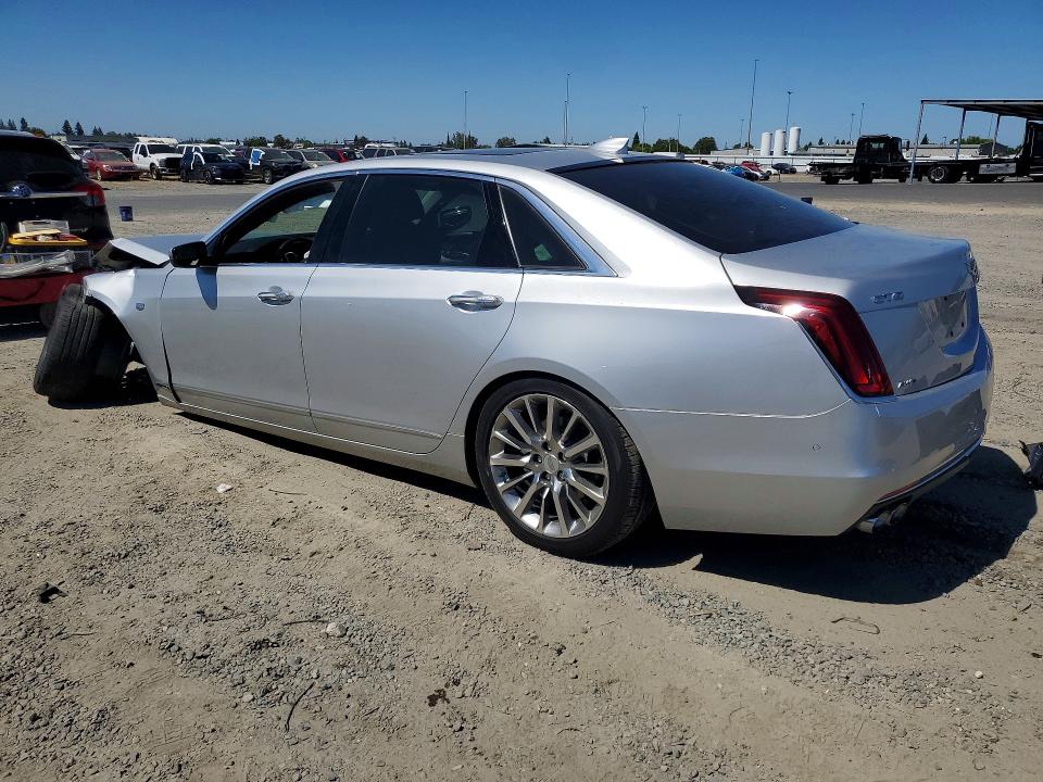 2018 Cadillac Ct6 მანქანა იყიდება აუქციონზე, vin: 1G6KD5RS6JU152702, აუქციონის ნომერი: 73343505