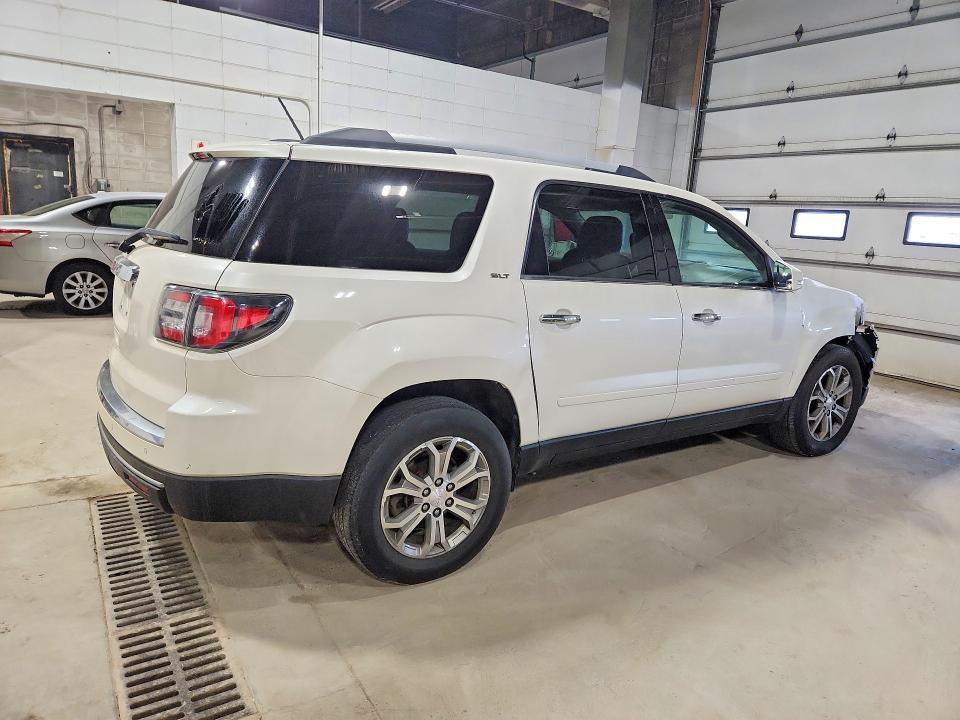 58511586 :رقم المزاد ، 1GKKRRKD2FJ138035 vin ، 2015 Gmc Acadia مزاد بيع
