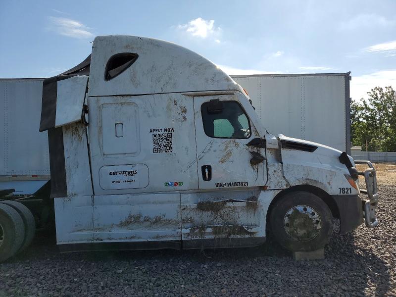 2023 Freightliner Cascadia 126 მანქანა იყიდება აუქციონზე, vin: 1FUJHHDR6PLUK7821, აუქციონის ნომერი: 56180096