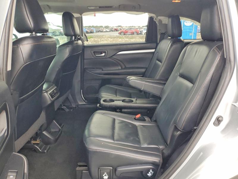 Продажа на аукционе авто 2019 Toyota Highlander, vin: 5TDKZRFHXKS558308, номер лота: 56634116