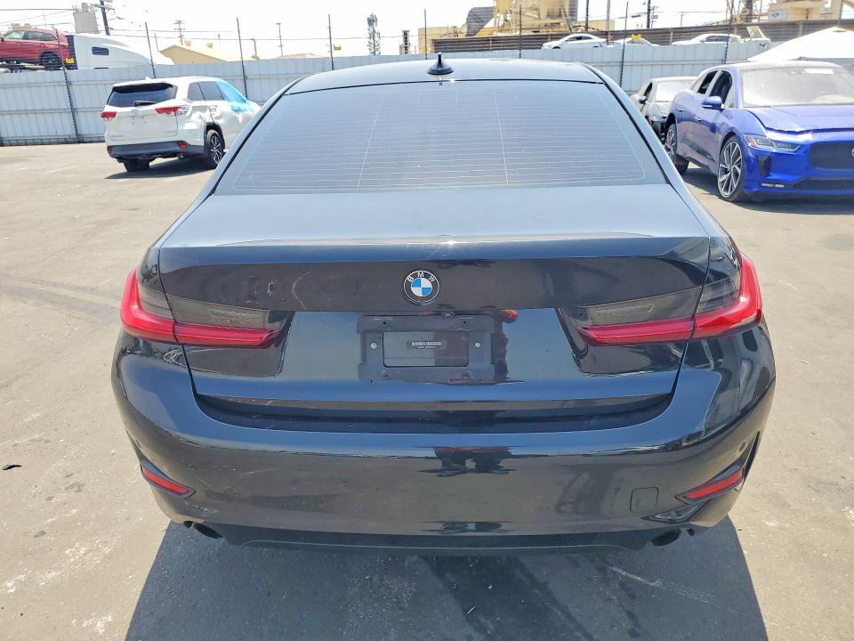 2021 Bmw 330i მანქანა იყიდება აუქციონზე, vin: 3MW5R1J08M8B59261, აუქციონის ნომერი: 55648826