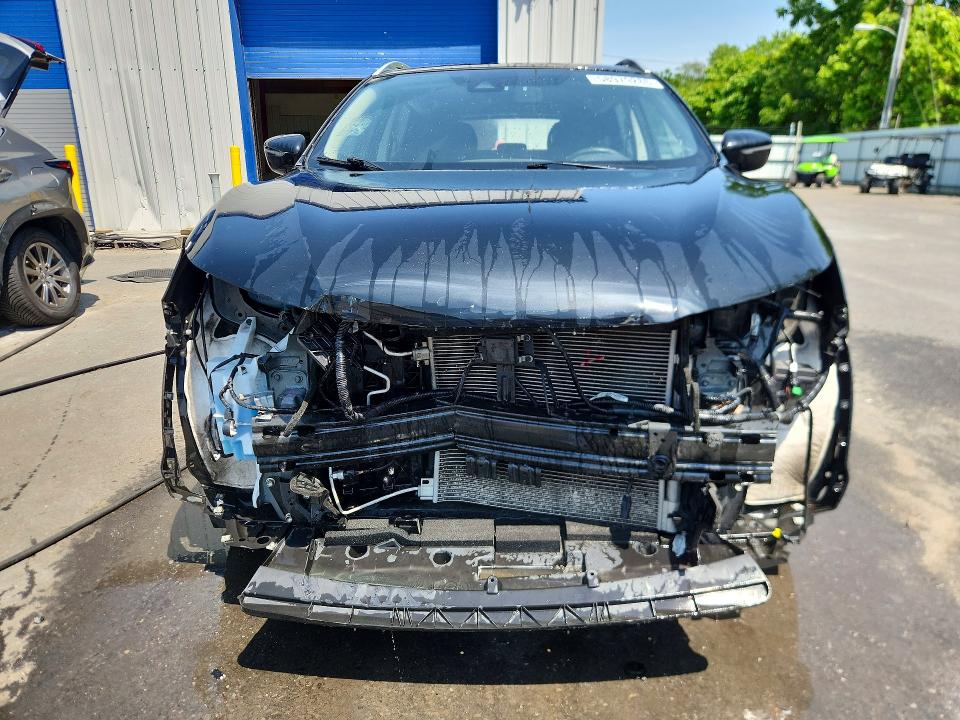 Продажа на аукционе авто 2021 Nissan Rogue Sport, vin: JN1BJ1BW9MW671945, номер лота: 58979286