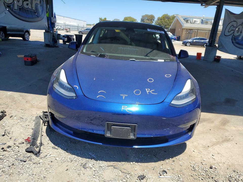58606876 :رقم المزاد ، 5YJ3E1EA0MF943146 vin ، 2021 Tesla Model 3 مزاد بيع
