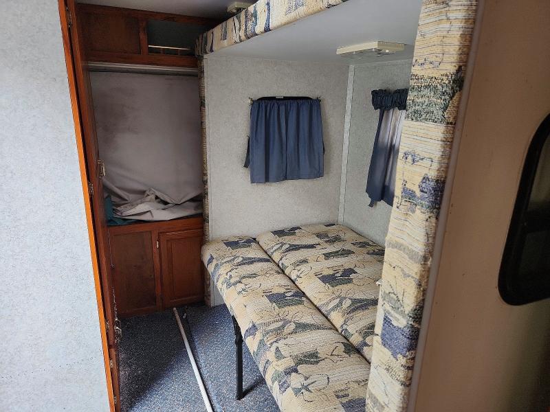 Продажа на аукционе авто 2000 Foresriver Rockwood Roo, vin: 4X4TRLA27YD069528, номер лота: 58019866