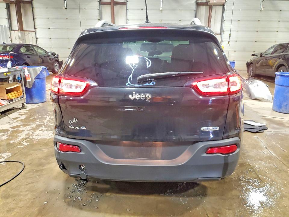 2015 Jeep Cherokee მანქანა იყიდება აუქციონზე, vin: 1C4PJMCB1FW511142, აუქციონის ნომერი: 56670446