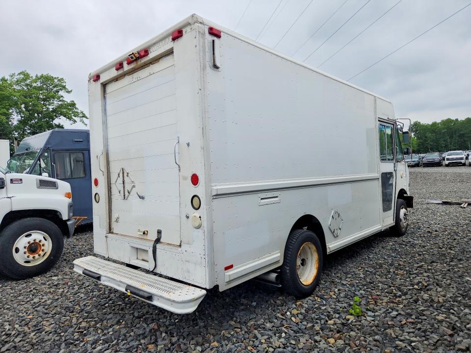 Продажа на аукционе авто 2001 Freightliner Mt45 Chassis, vin: 4UZAANBW91CH92003, номер лота: 53050616