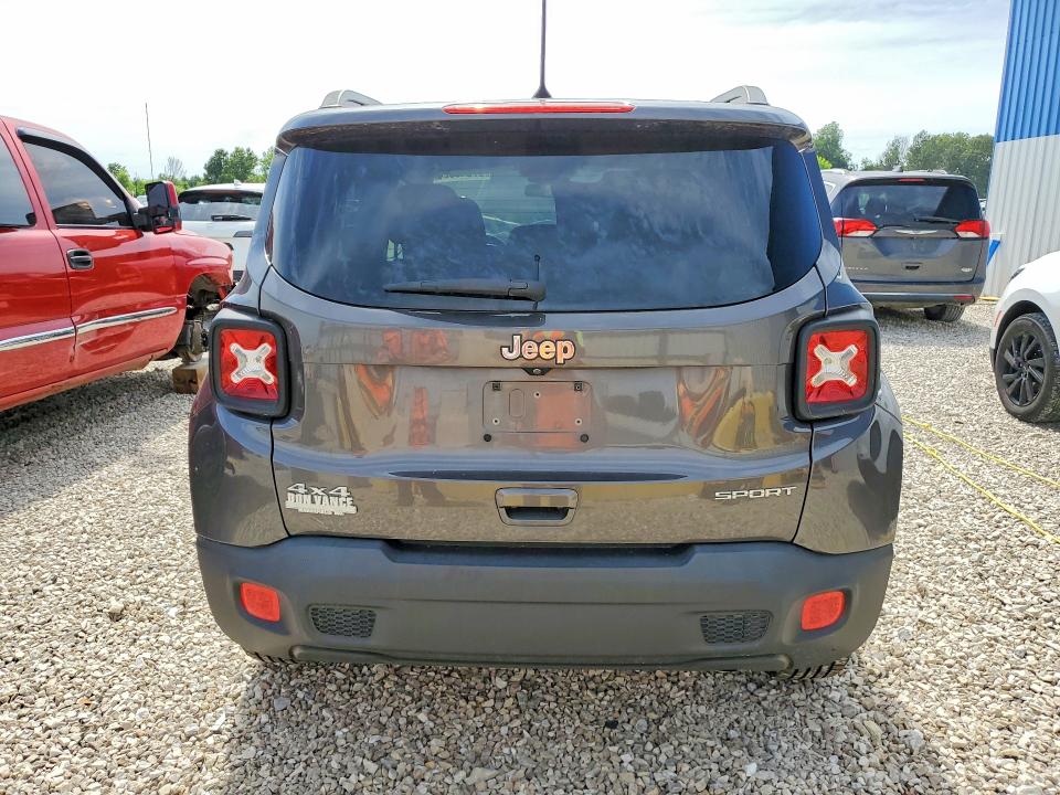 2018 Jeep Renegade მანქანა იყიდება აუქციონზე, vin: ZACCJBAB4JPH35663, აუქციონის ნომერი: 57846926
