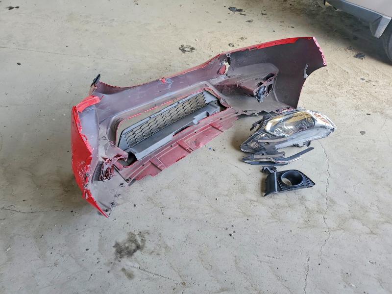 56629576 :رقم المزاد ، 3HGGK5H86FM739011 vin ، 2015 Honda Fit مزاد بيع