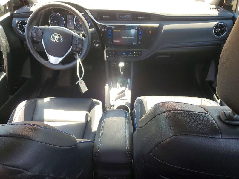 55921706 :رقم المزاد ، 2T1BURHE4HC910446 vin ، 2017 Toyota Corolla مزاد بيع