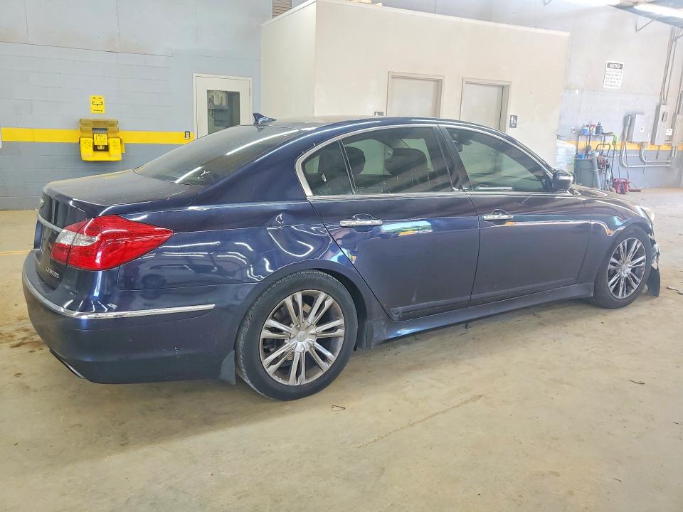 2012 Hyundai Genesis მანქანა იყიდება აუქციონზე, vin: KMHGC4DD7CU185859, აუქციონის ნომერი: 57886826