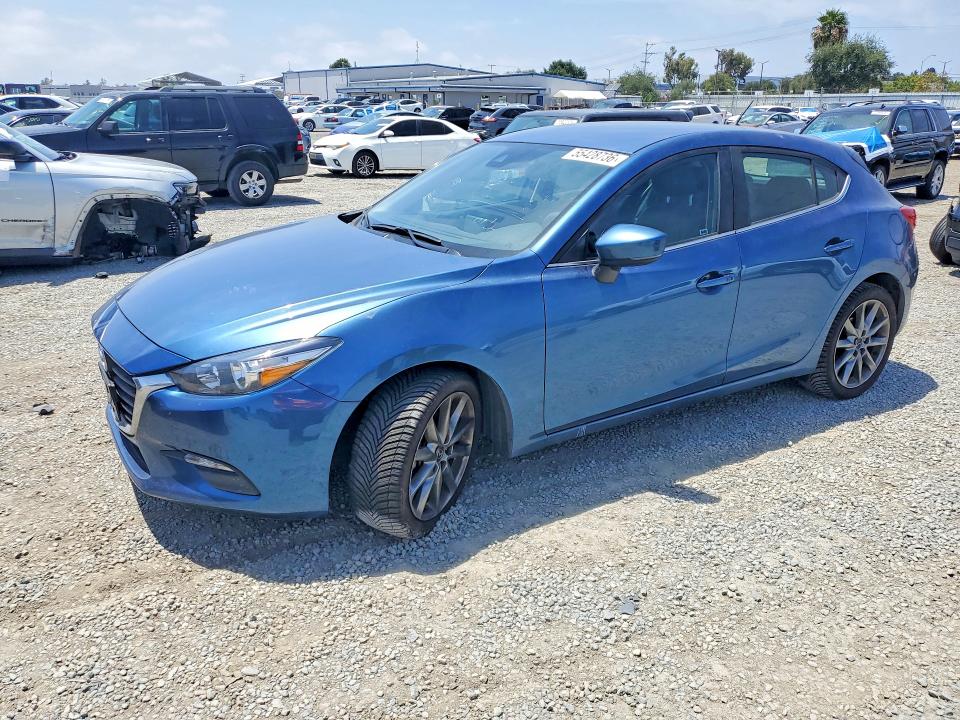 Продажа на аукционе авто 2018 Mazda 3, vin: 3MZBN1L30JM176578, номер лота: 55428736