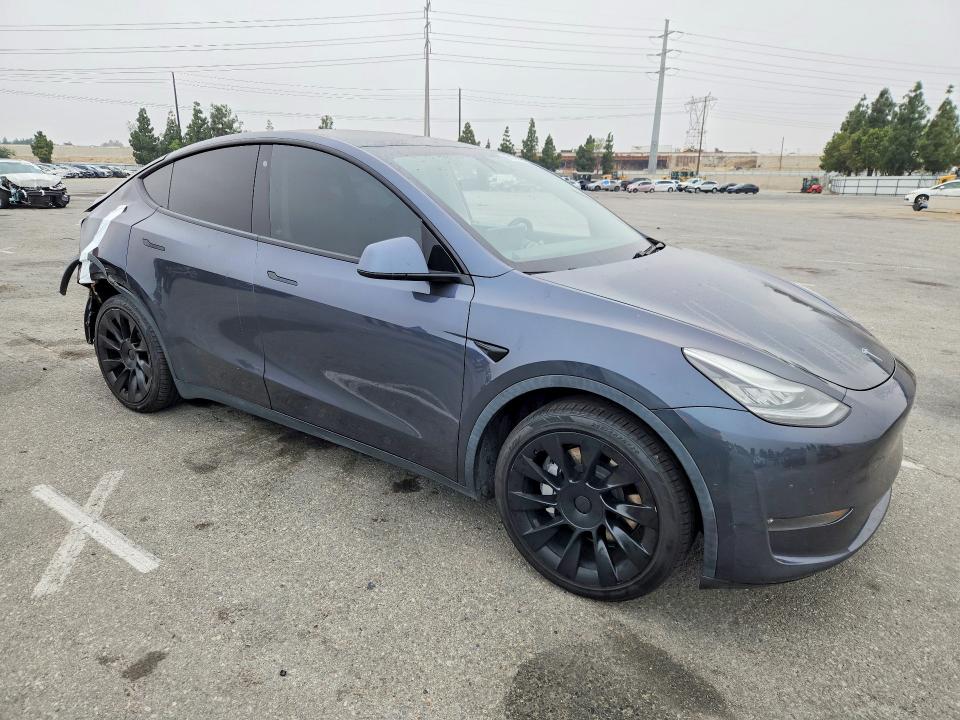 Продажа на аукционе авто 2020 Tesla Model Y, vin: 5YJYGDEE3LF055008, номер лота: 58150406