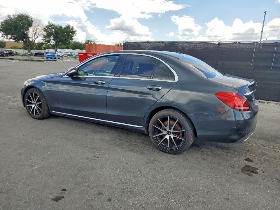 57263246 :رقم المزاد ، 55SWF4JB5FU053477 vin ، 2015 Mercedes-benz C مزاد بيع