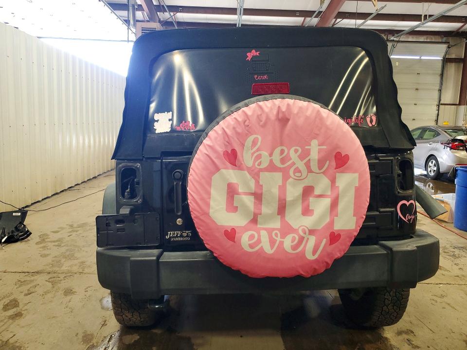 2018 Jeep Wrangler Unlimited მანქანა იყიდება აუქციონზე, vin: 1C4BJWDG0JL859623, აუქციონის ნომერი: 55872236