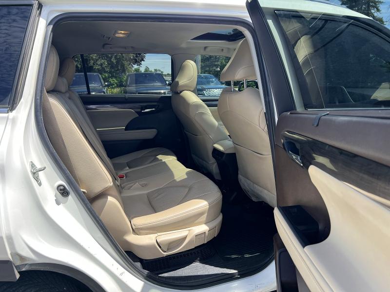 Aukcja sprzedaży 2021 Toyota Highlander Hybrid, vin: 5TDYARAH5MS006372, numer aukcji: 56826366