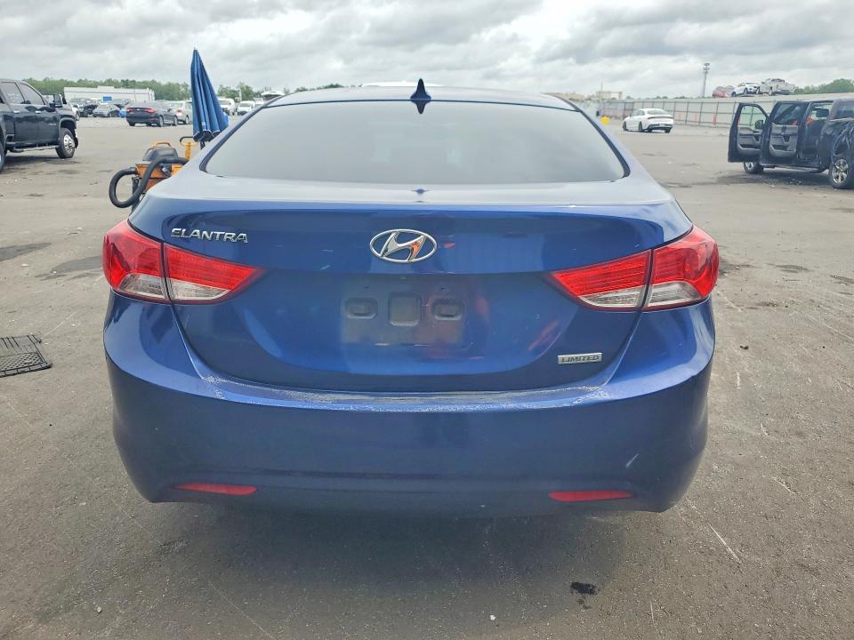 Продаж на аукціоні авто 2013 Hyundai Elantra, vin: KMHDH4AE6DU714625, номер лоту: 57459376