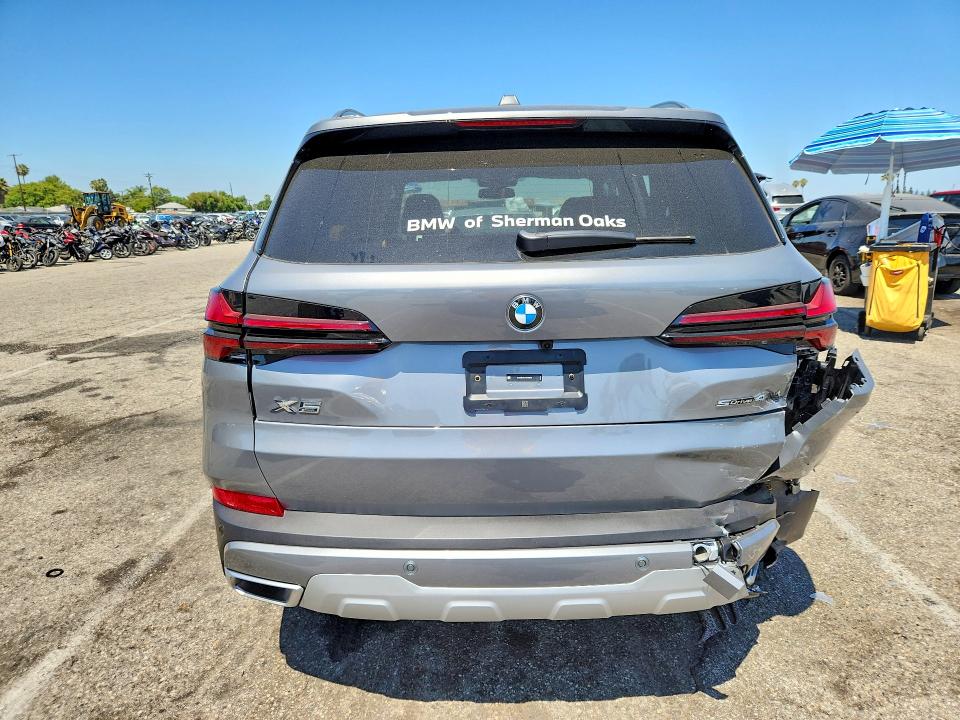 58120336 :رقم المزاد ، 5UX13EU01T9319926 vin ، 2026 Bmw X5 مزاد بيع
