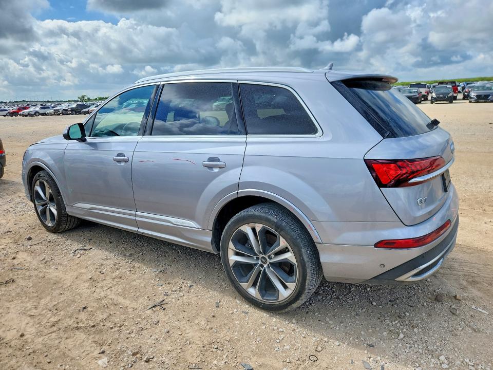 Продажа на аукционе авто 2021 Audi Q7, vin: WA1LXAF76MD030826, номер лота: 55971046