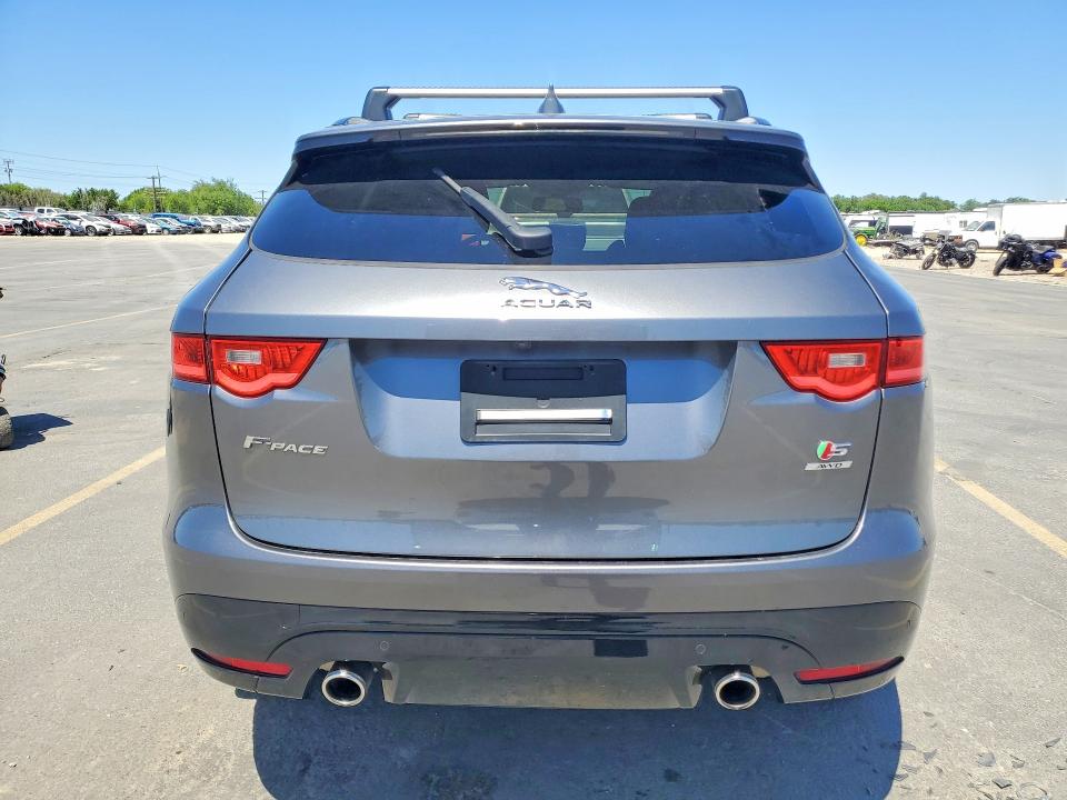 Продажа на аукционе авто 2017 Jaguar F-pace, vin: SADCM2BV2HA885852, номер лота: 56441616