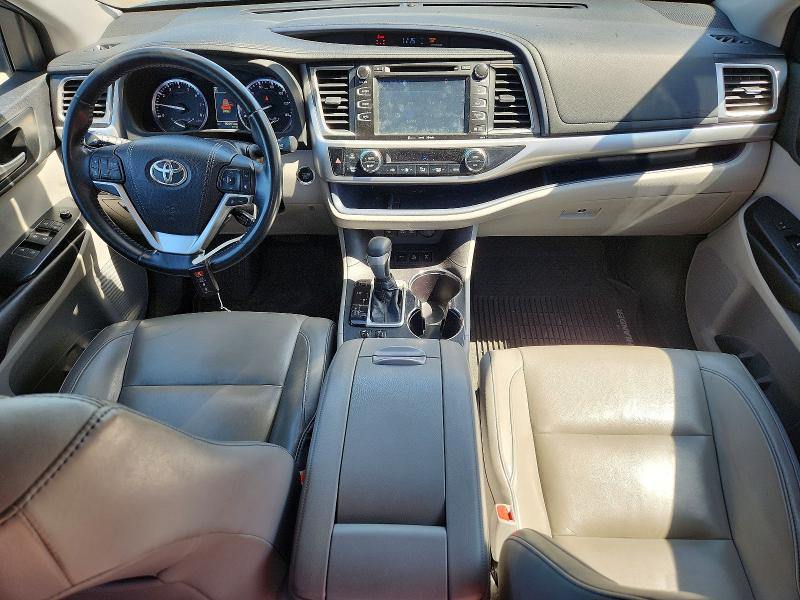 Продаж на аукціоні авто 2018 Toyota Highlander, vin: 5TDJZRFH9JS898267, номер лоту: 55489206