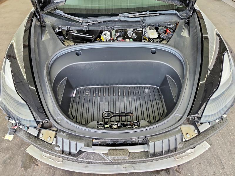2022 Tesla Model 3 მანქანა იყიდება აუქციონზე, vin: 5YJ3E1EA9NF371219, აუქციონის ნომერი: 56944036