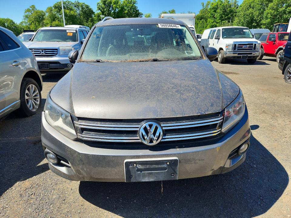 Продажа на аукционе авто 2012 Volkswagen Tiguan, vin: WVGBV7AX1CW005705, номер лота: 56058646