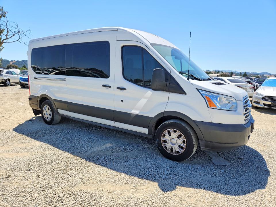 58827476 :رقم المزاد ، 1FBAX2CM5GKB12077 vin ، 2016 Ford Transit مزاد بيع