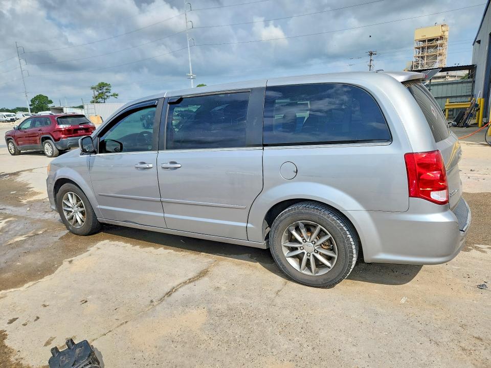 58772486 :رقم المزاد ، 2C4RDGBG0FR642649 vin ، 2015 Dodge Grand Caravan مزاد بيع