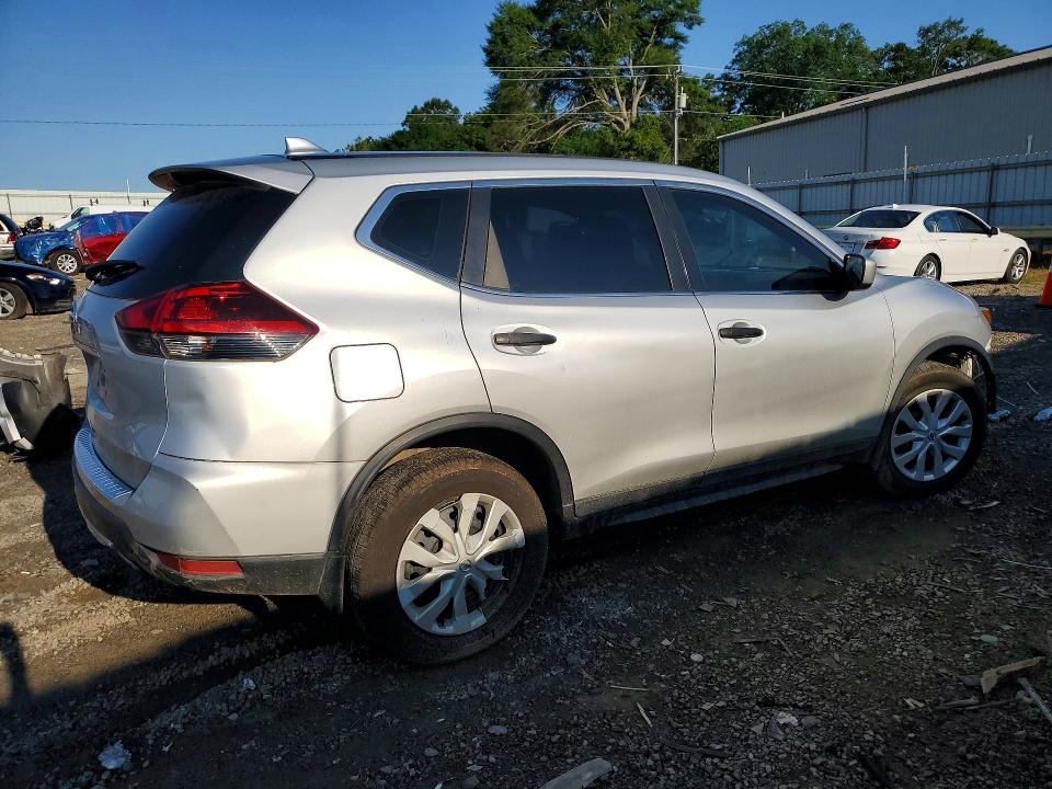 2018 Nissan Rogue მანქანა იყიდება აუქციონზე, vin: 5N1AT2MV5JC791571, აუქციონის ნომერი: 56301016