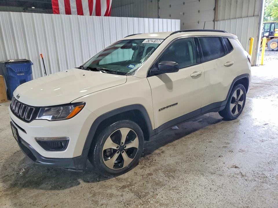 57429106 :رقم المزاد ، 3C4NJCBB8JT194526 vin ، 2018 Jeep Compass مزاد بيع