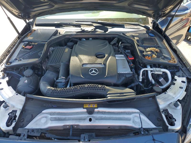 2015 Mercedes-benz C მანქანა იყიდება აუქციონზე, vin: 55SWF4KB2FU026039, აუქციონის ნომერი: 73340345