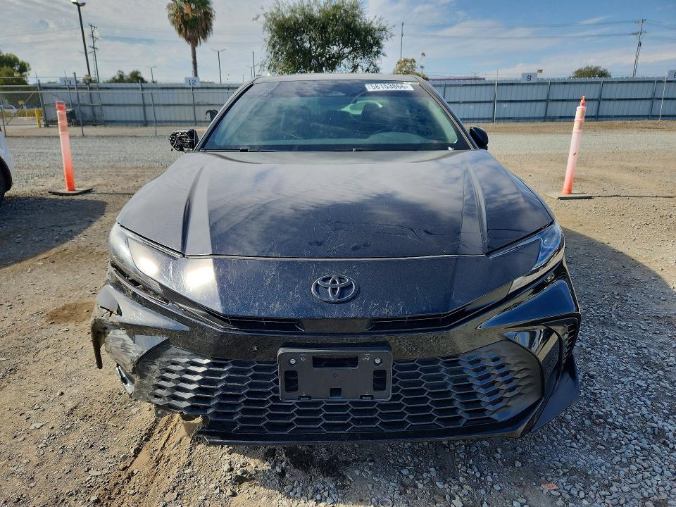 58153866 :رقم المزاد ، 4T1DAACK3SU122893 vin ، 2025 Toyota Camry مزاد بيع