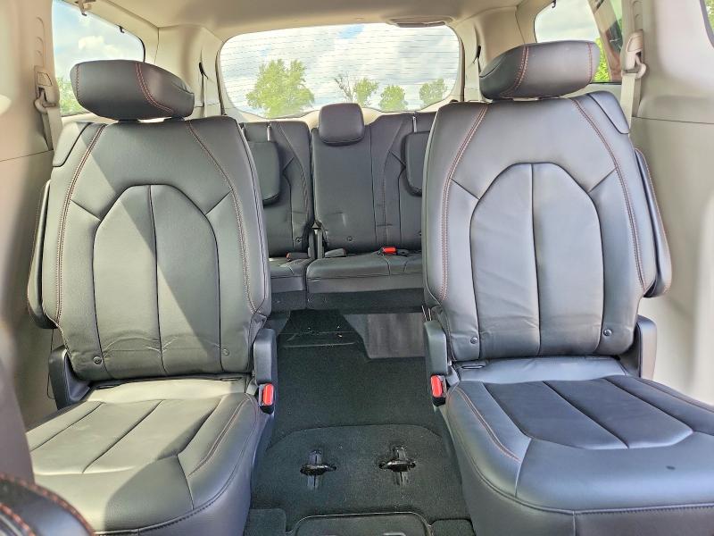 2017 Chrysler Pacifica მანქანა იყიდება აუქციონზე, vin: 2C4RC1BGXHR588120, აუქციონის ნომერი: 58293946
