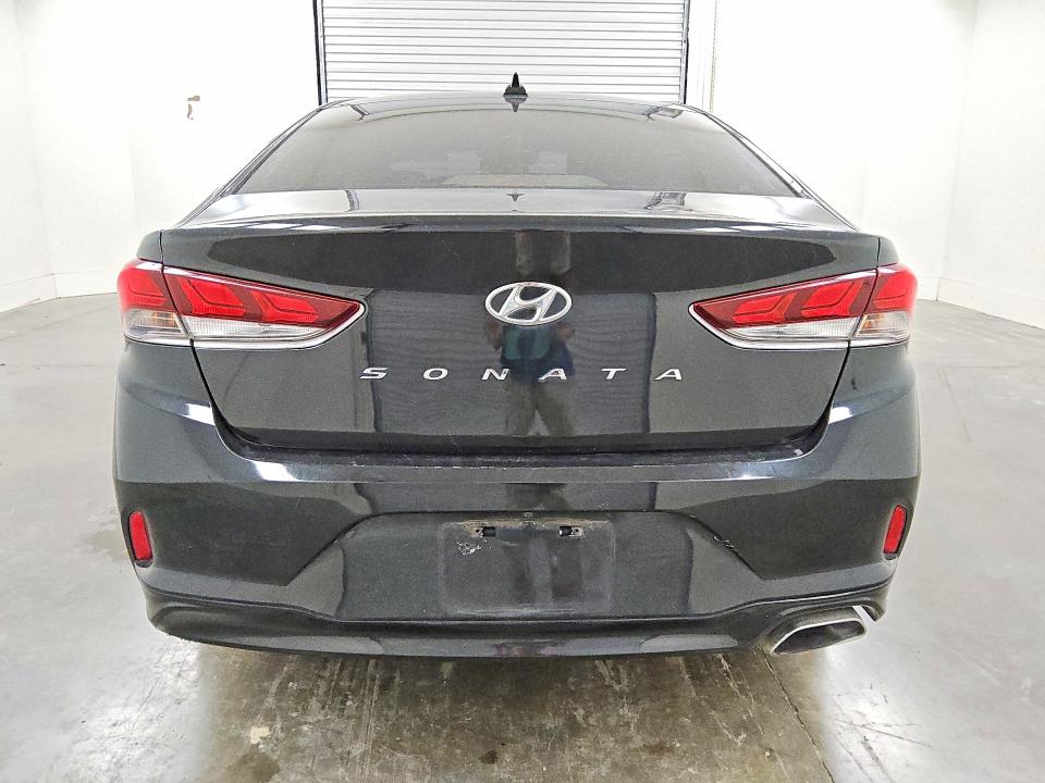 2018 Hyundai Sonata მანქანა იყიდება აუქციონზე, vin: 5NPE34AF1JH639452, აუქციონის ნომერი: 56875246