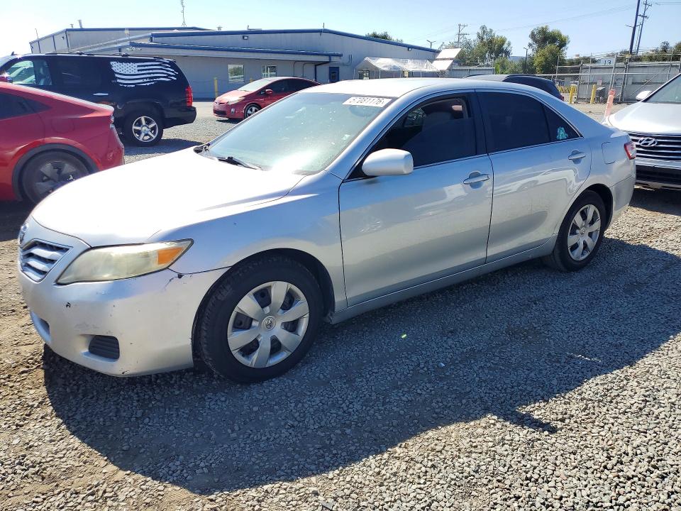 2011 Toyota Camry მანქანა იყიდება აუქციონზე, vin: 4T4BF3EK2BR172594, აუქციონის ნომერი: 57081176