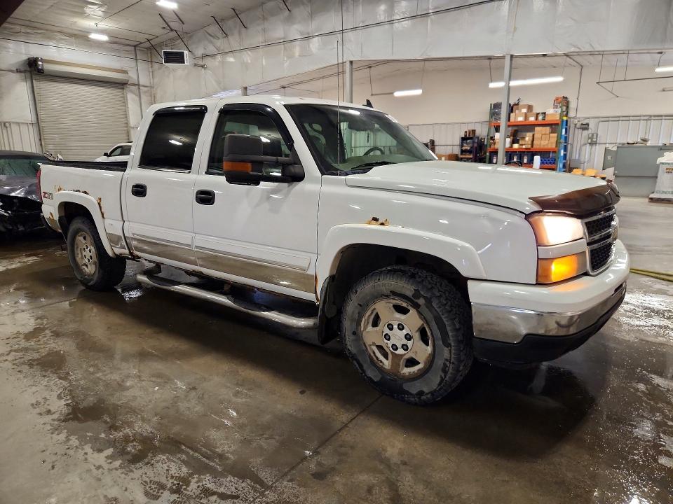 2006 Chevrolet Silverado მანქანა იყიდება აუქციონზე, vin: 2GCEK13T161195227, აუქციონის ნომერი: 56672286