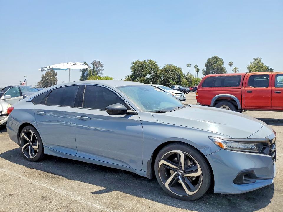 2021 Honda Accord მანქანა იყიდება აუქციონზე, vin: 1HGCV1F46MA077696, აუქციონის ნომერი: 55638546