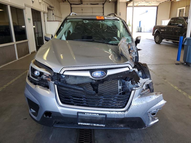 56634366 :رقم المزاد ، JF2SKAJC1MH556442 vin ، 2021 Subaru Forester مزاد بيع