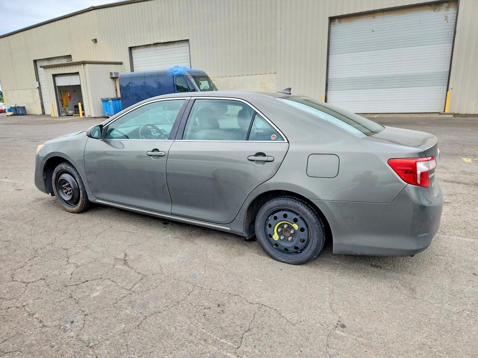 53477996 :رقم المزاد ، 4T1BK1FK4CU510880 vin ، 2012 Toyota Camry مزاد بيع