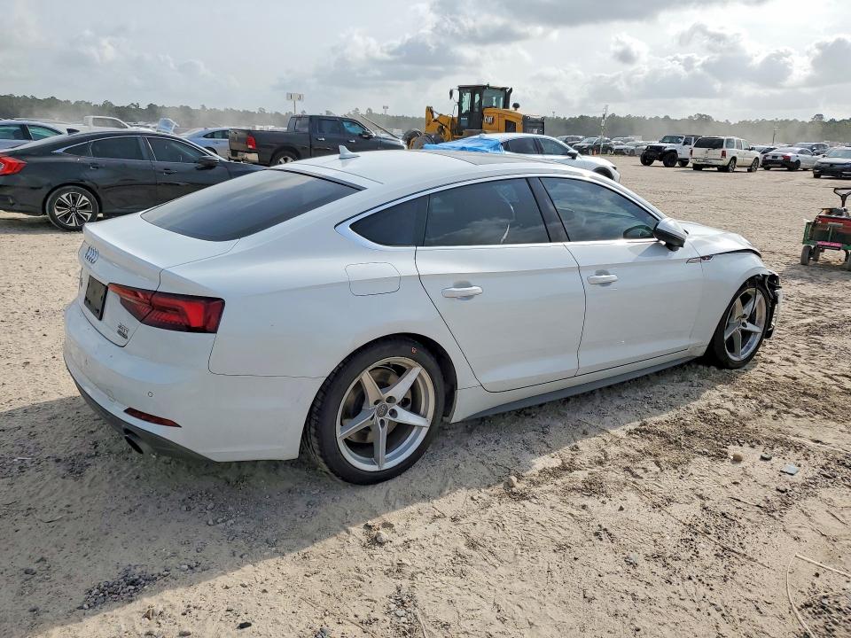 Aukcja sprzedaży 2018 Audi A5, vin: WAUENCF5XJA058315, numer aukcji: 58305326