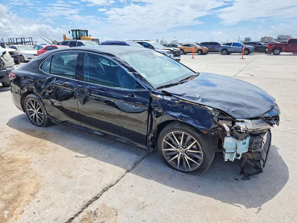 2024 Toyota Camry მანქანა იყიდება აუქციონზე, vin: 4T1F11AK8RU865958, აუქციონის ნომერი: 56136216