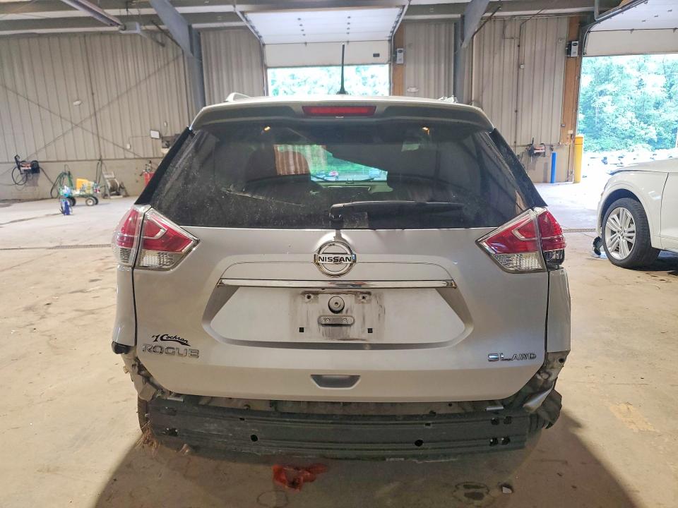 Продаж на аукціоні авто 2015 Nissan Rogue, vin: 5N1AT2MV9FC770472, номер лоту: 57672096