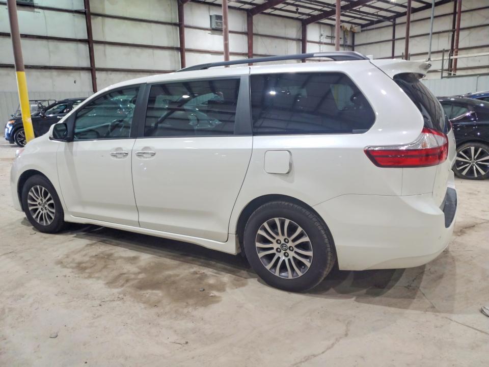 2018 Toyota Sienna მანქანა იყიდება აუქციონზე, vin: 5TDYZ3DC4JS946678, აუქციონის ნომერი: 57497826