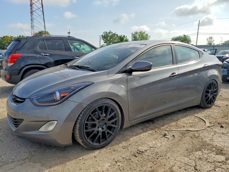 58988186 :رقم المزاد ، 5NPDH4AE6DH181318 vin ، 2013 Hyundai Elantra مزاد بيع